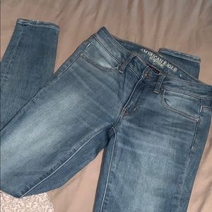 Light washed skinny jeans